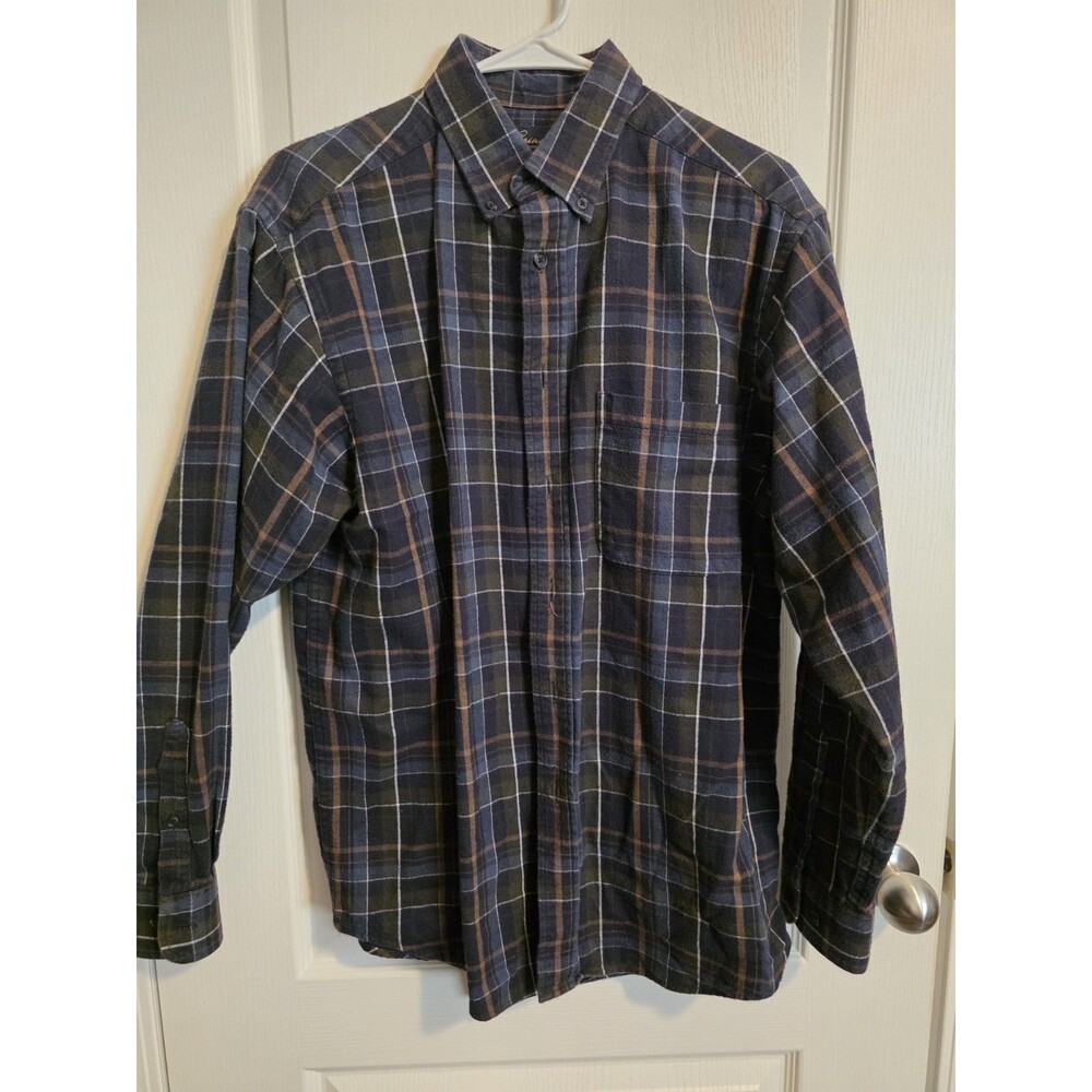 Roundtree & Yorke Men’s Long Sleeve Button down Blue Plaid sz M. (266)